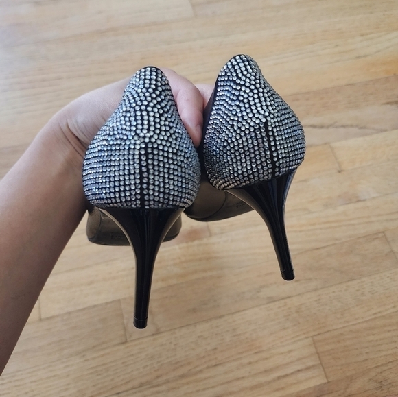 ❤️Love Moschino❤️Slip-on Leather/ Rhinestone Heart Pump SZ36 MADE IN ITALY - Picture 6 of 9